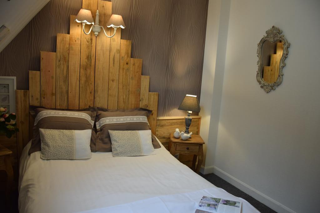 Le Petit Relais Hotel Cales  Room photo